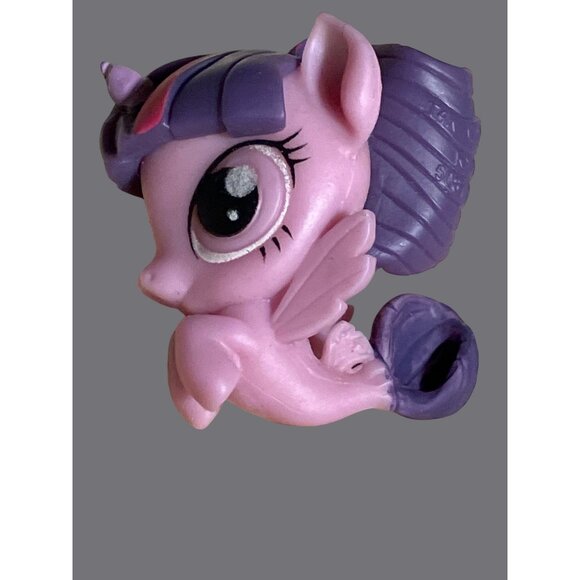 My Little Pony Foldout Carry Along Building with Ponies and Unicorns Custom Lot - Picture 5 of 14